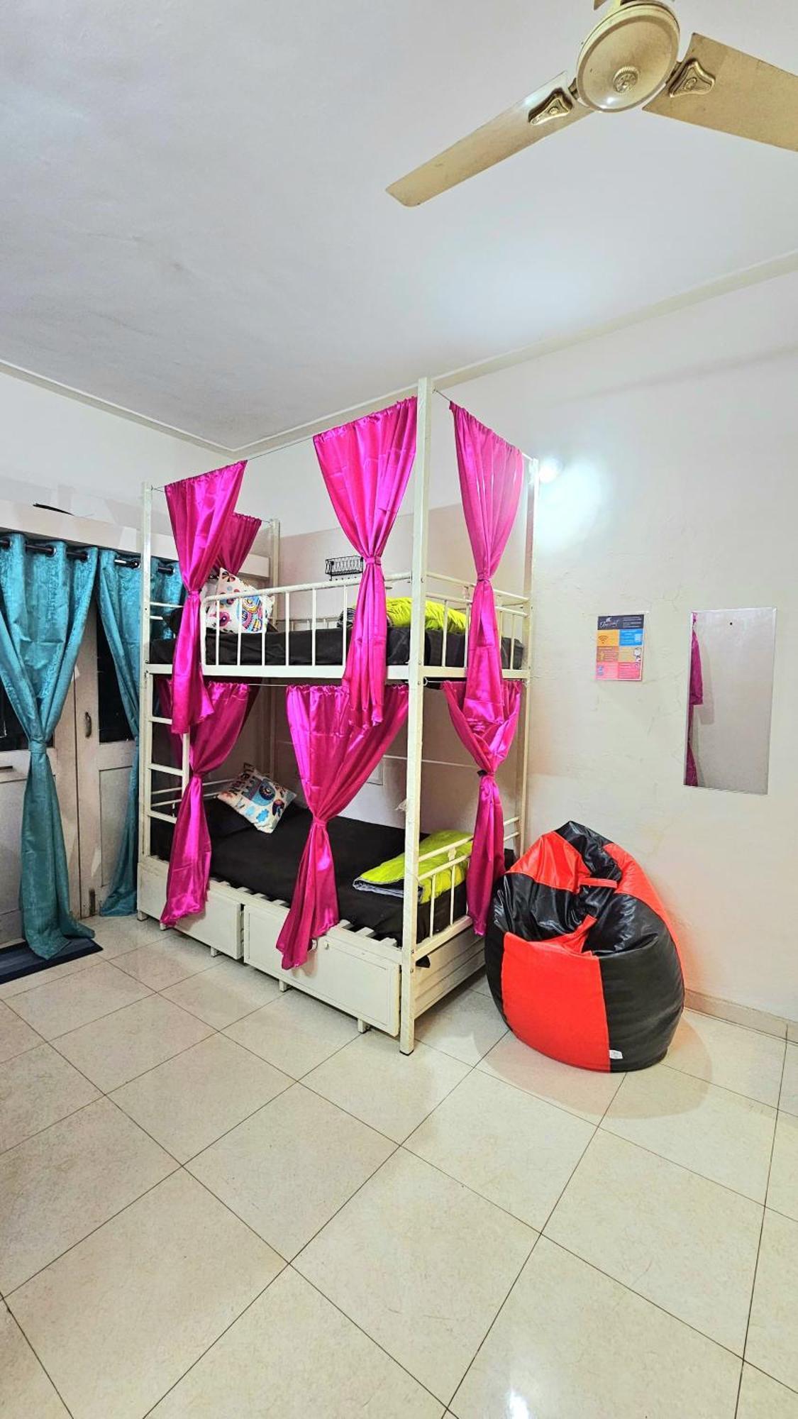 Elephant House - Boutique Hostel & Cowork Méribel Village 外观 照片
